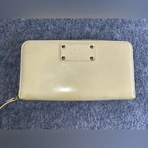 Kate Spade Wellesley Continental Zip Around Wallet Vintage